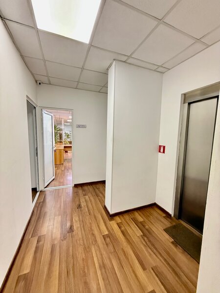 Unirii, Magazinul Zepter, cladire de birouri, et. 1.