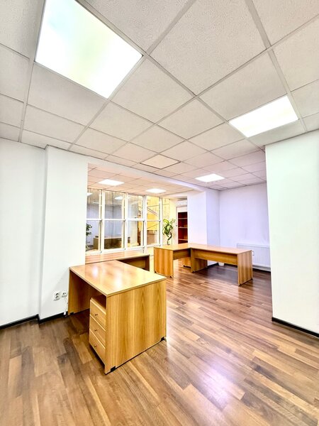 Unirii, Magazinul Zepter, cladire de birouri, et. 1.