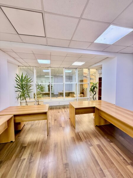 Unirii, Magazinul Zepter, cladire de birouri, et. 1.