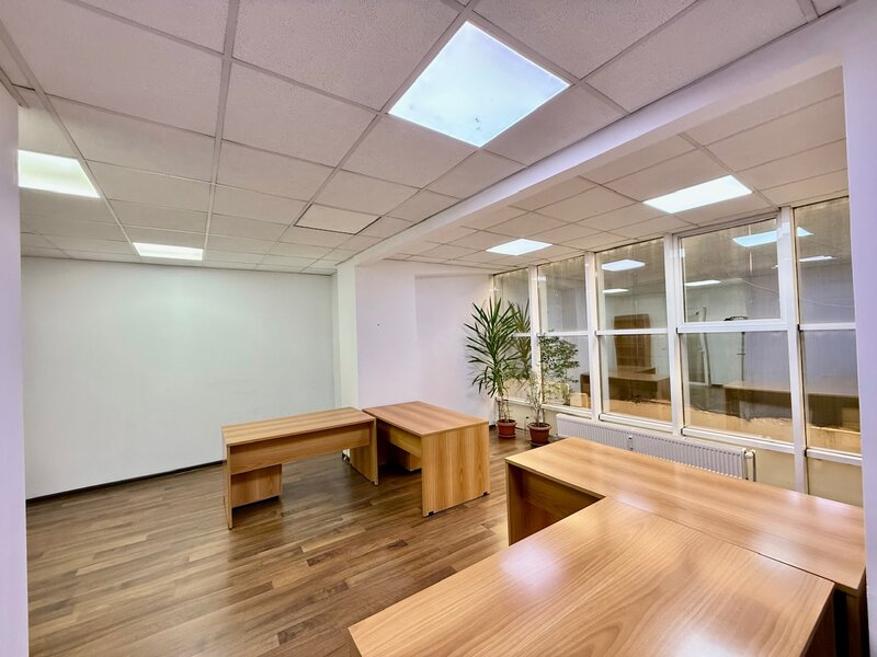 Unirii, Magazinul Zepter, cladire de birouri, et. 1.