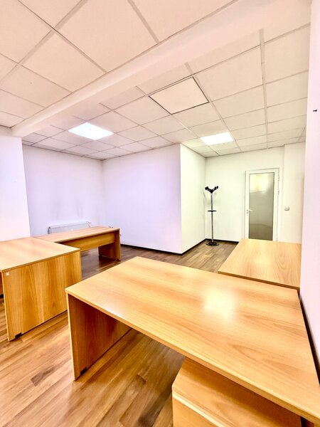 Unirii, Magazinul Zepter, cladire de birouri, et. 1.