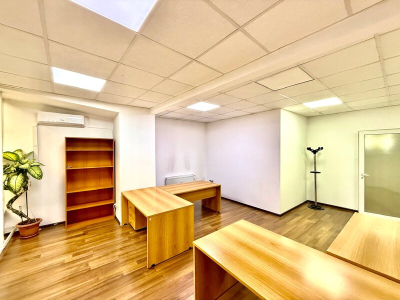 Unirii, Magazinul Zepter, cladire de birouri, et. 1.